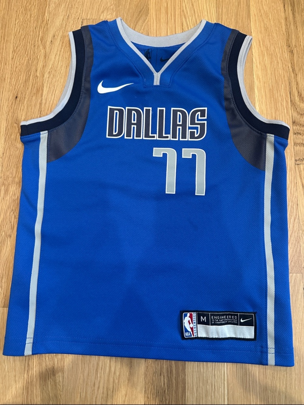 Luca Doncic Dallas Mavericks Jersey Youth M